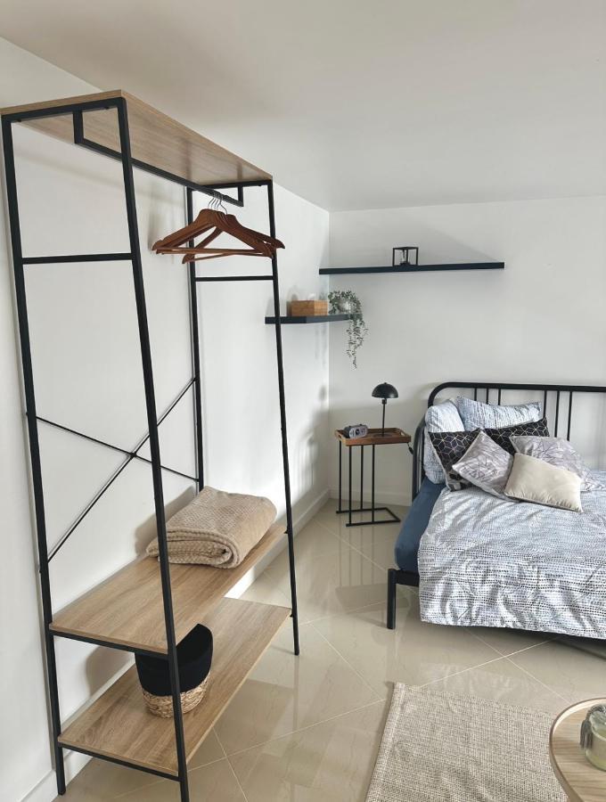Petite Maison Studio Tout Confort Cosy Givors Autoroute Et Gare Apartman Kültér fotó