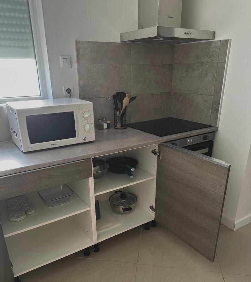 Petite Maison Studio Tout Confort Cosy Givors Autoroute Et Gare Apartman Kültér fotó