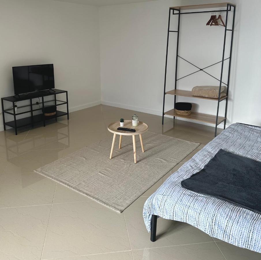 Petite Maison Studio Tout Confort Cosy Givors Autoroute Et Gare Apartman Kültér fotó