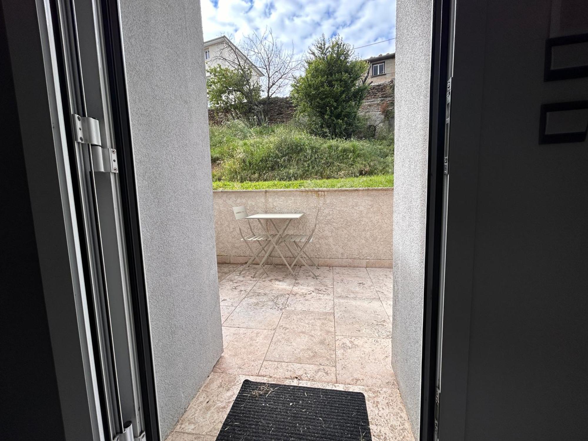 Petite Maison Studio Tout Confort Cosy Givors Autoroute Et Gare Apartman Kültér fotó